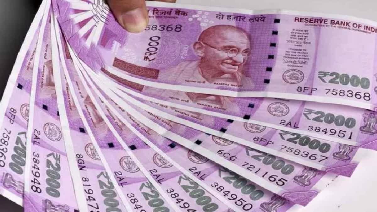 Why RBI withdraws the 2000 rupee note?