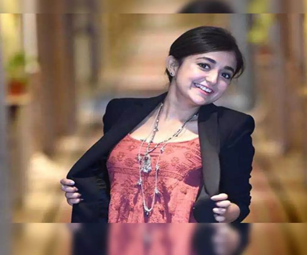 ‘The chains are broken’, Monali Thakur’s mother passed away