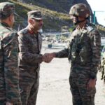 GOC of Trishakti Corps visits East Sikkim’s forward posts, praises troops’ dedication