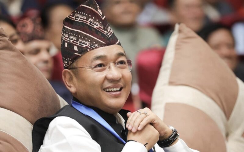 Sikkim CM highlights local employment protection at SKM meeting