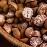 Miscreants in Boko hijacked a car carrying Areca nuts