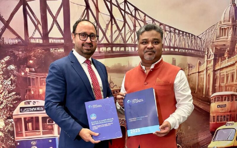 Academik America and Byatikram Group Sign Strategic MoU in Kolkata to Elevate Educational Standards to Global Heights