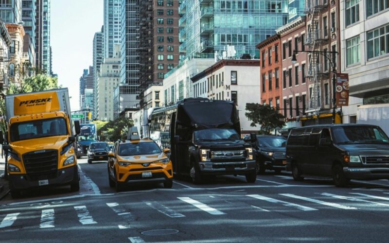 NYC to Charge Vehicles Entering Manhattan to Cut Traffic and Pollution