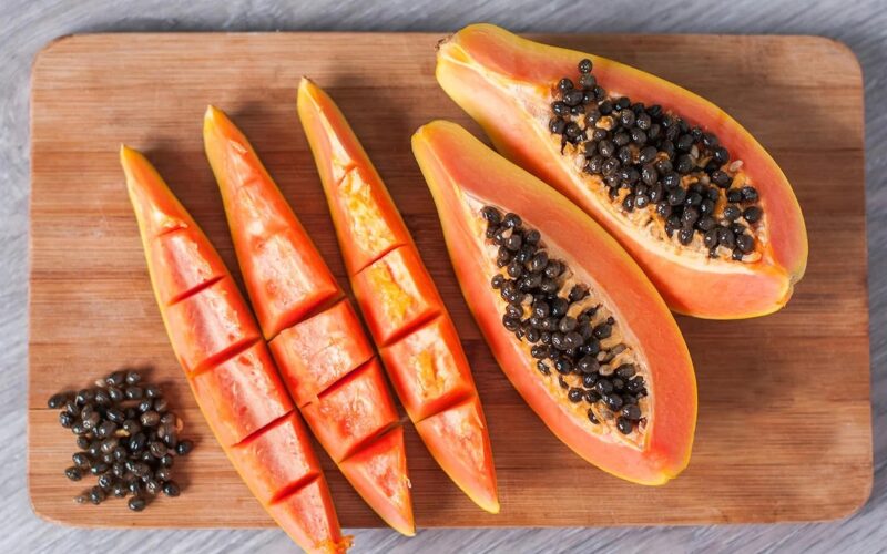 See the benefits of Papaya to boost your health