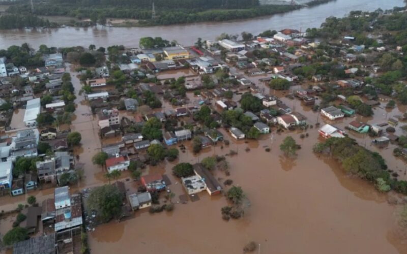 Severe Floods Hit Southern Brazil, Over 50,000 Displaced
