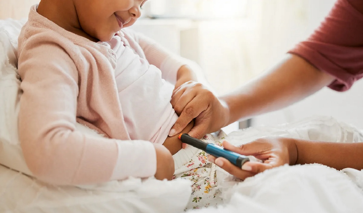 Smart strategies for parents to support children with diabetes at ...